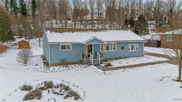 4199 Milton Avenue, Camillus, NY 13031