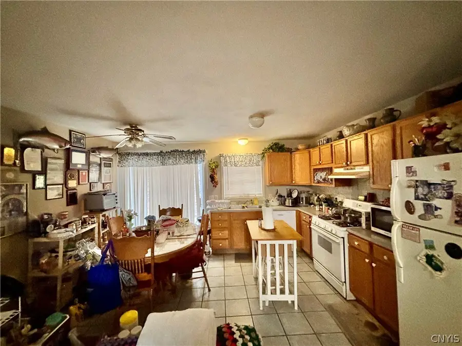 2879 Bellevue Avenue, Syracuse, NY 13219 - #3