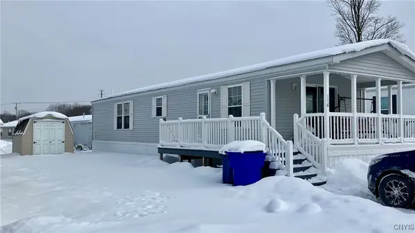 116 Oakleaf Drive, Weedsport, NY 13166