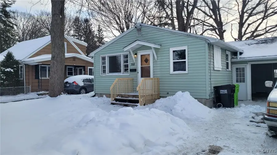 253 Fairmount Avenue, Liverpool, NY 13088 - #3