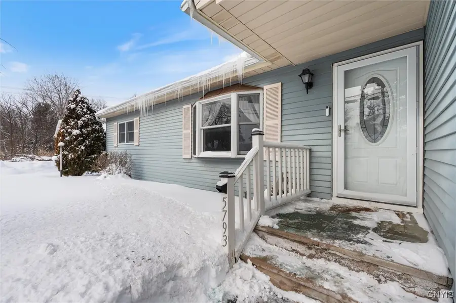 5793 W Pine Grove Road, Cicero, NY 13039 - #2