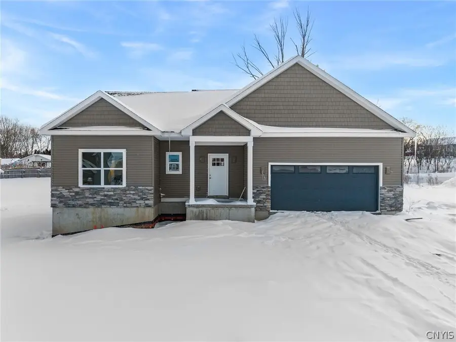 216 Lexi Lane, Baldwinsville, NY 13027 - #2