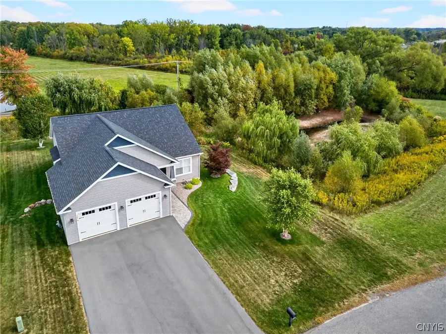 3879 Hallston Drive, Liverpool, NY 13090 - #2