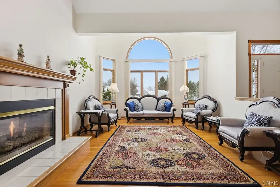 3329 Misty Cove Circle, Baldwinsville, NY 13027 - #3