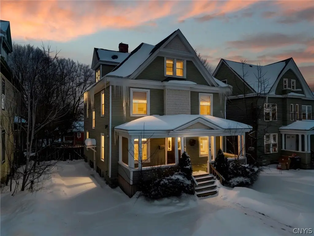 306 Allen Street, Syracuse, NY 13210 - #1