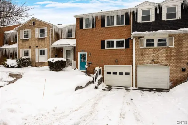 4315 Candlelight Lane, Liverpool, NY 13090