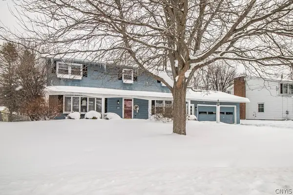 5838 Durham Lane, East Syracuse, NY 13057