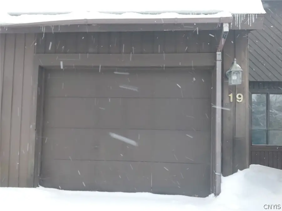 19 Jarvis Drive, Manlius, NY 13104 - #3