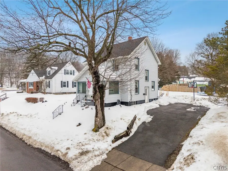 40 Elderkin Avenue, Camillus, NY 13031 - #3