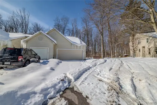 4225 Anguilla Drive, Liverpool, NY 13090