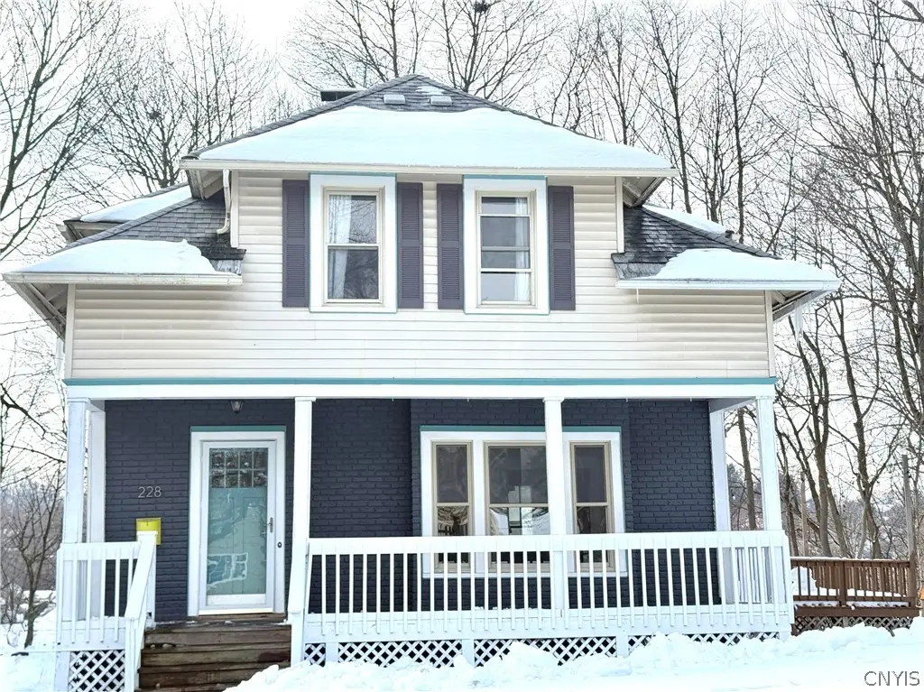 228 Westminster Ave, Syracuse, NY 13210 - #1