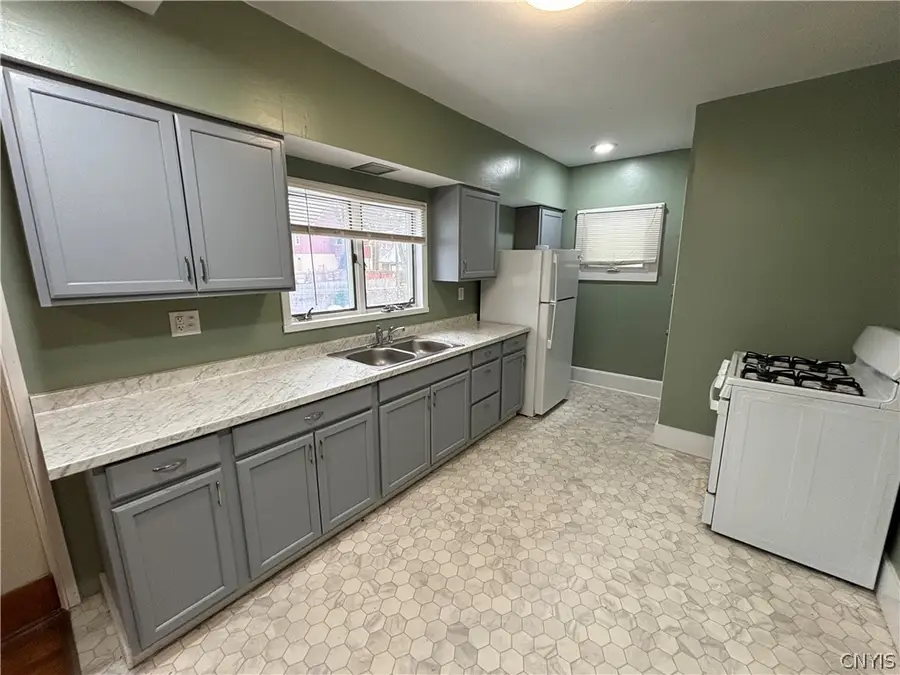 321 Primrose Avenue, Syracuse, NY 13205 - #3