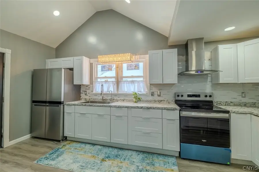 107 S Park Street, Canastota, NY 13032 - #2