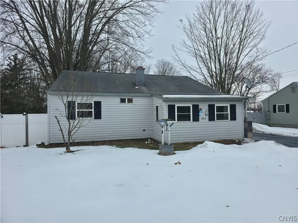 104 Frances Street, Canastota, NY 13032 - #1