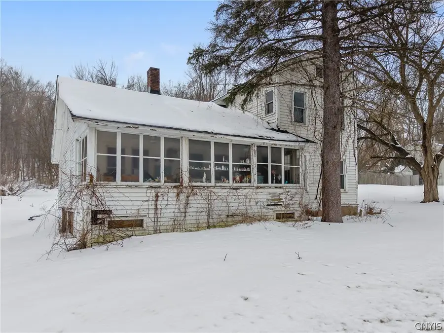 858 W Genesee Road, Baldwinsville, NY 13027 - #2