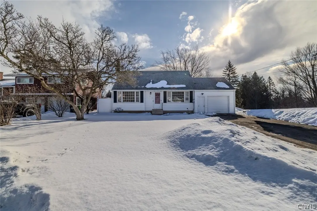 100 Sunset Drive, Manlius, NY 13057 - #1