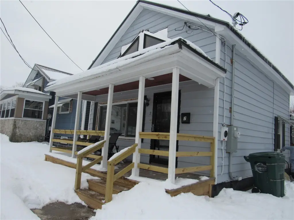 7 Monroe Avenue, Ogdensburg, NY 13669 - #1