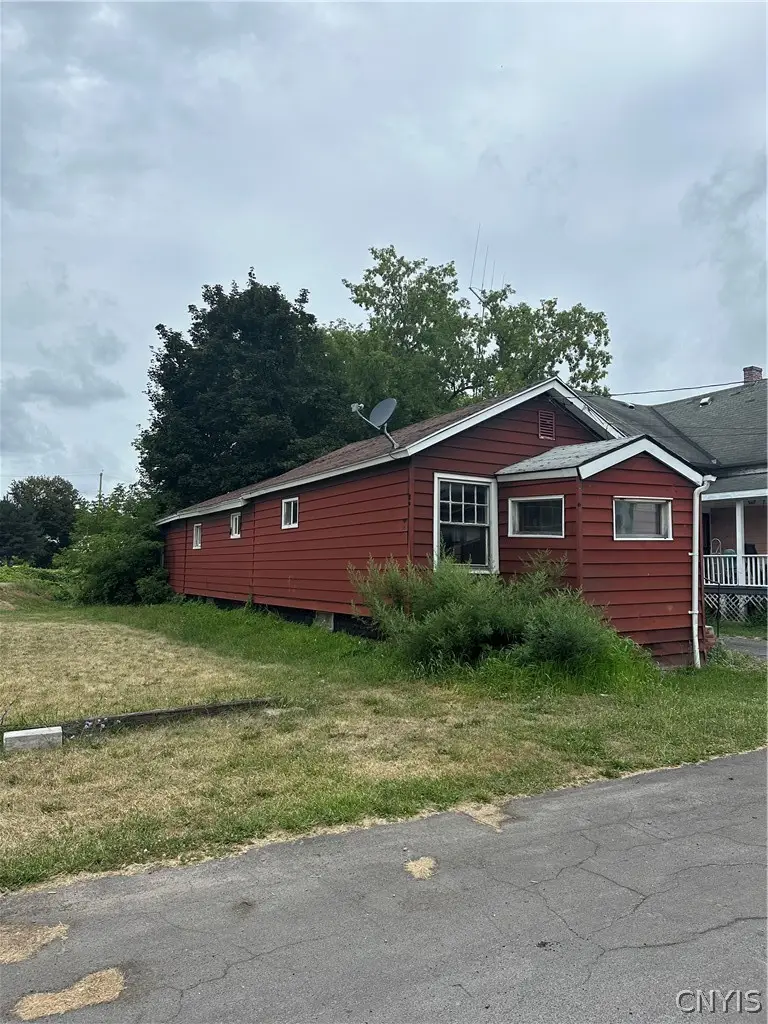 114 Hovey Street, Syracuse, NY 13207 - #2