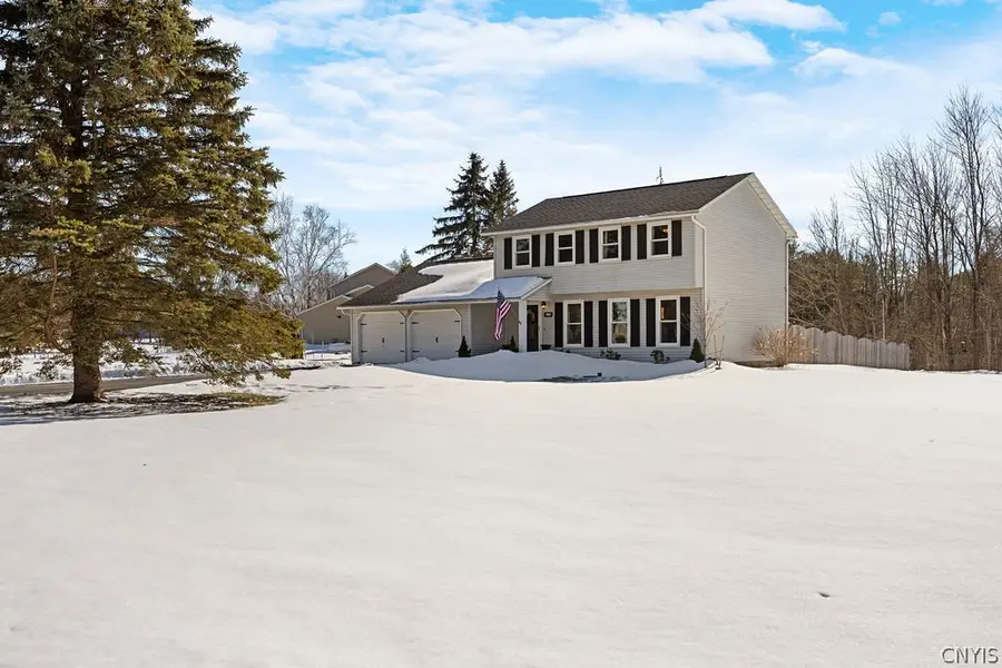 5885 Fieldstone Drive, Cazenovia, NY 13035 - #2