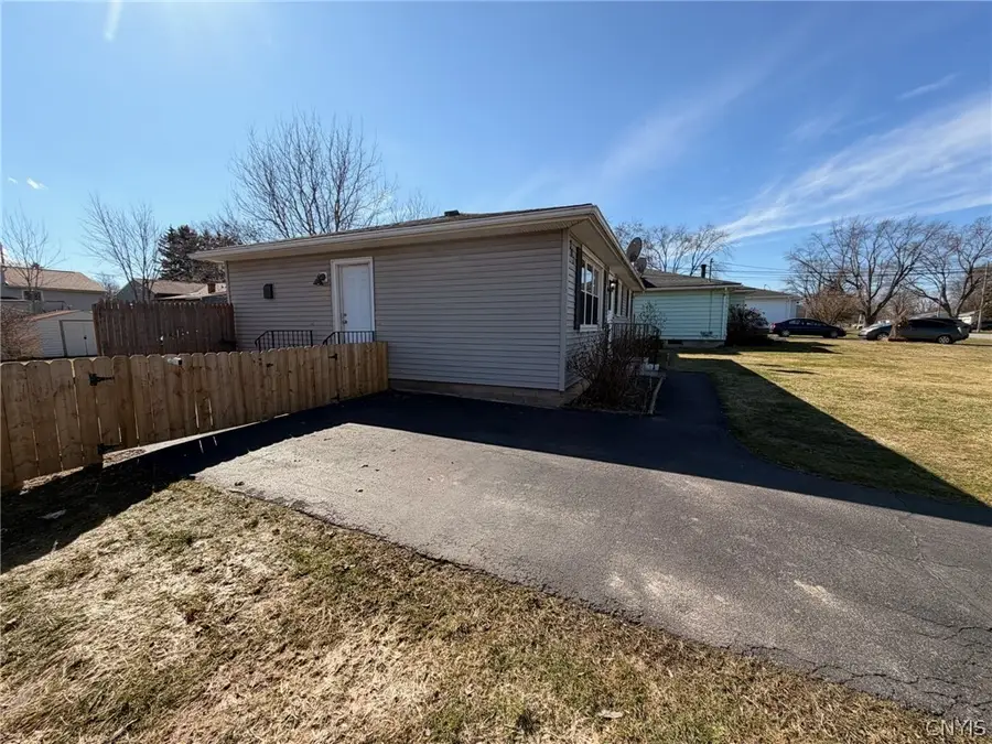 301 Downsview Drive, Rochester, NY 14606 - #3