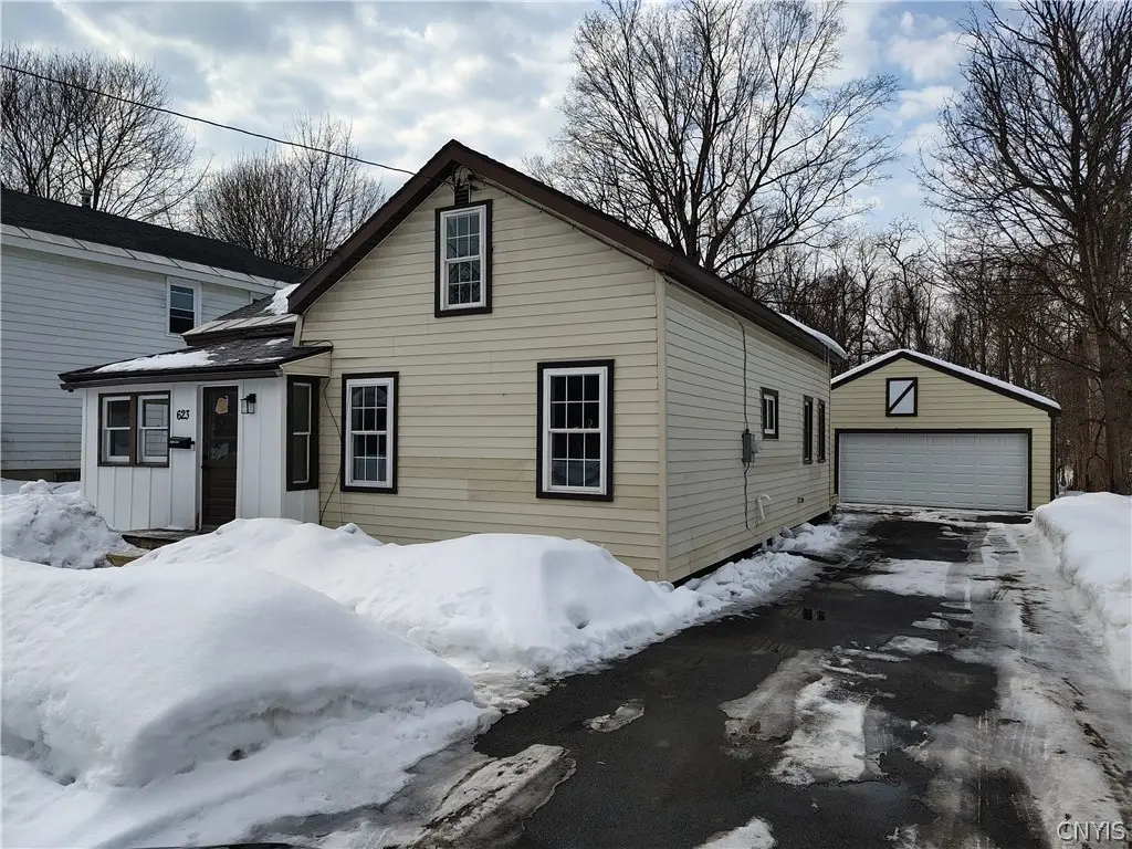 623 W Thomas Street, Rome, NY 13440 - #1