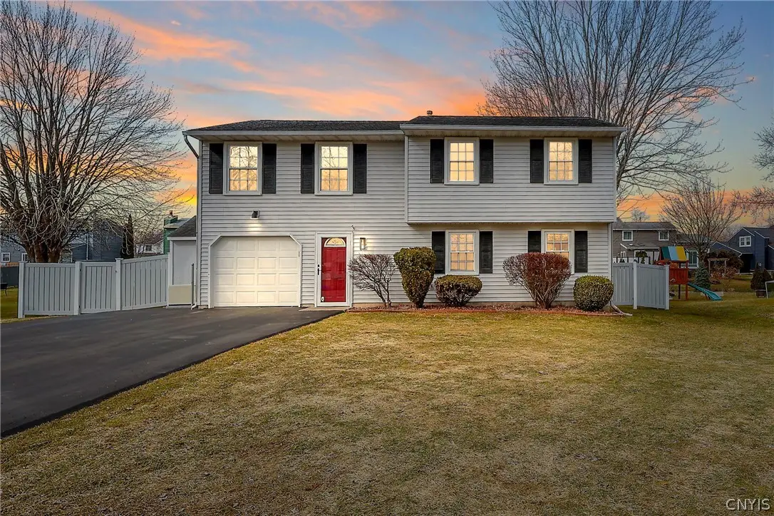 8511 Grandview Drive, Cicero, NY 13039 - #1