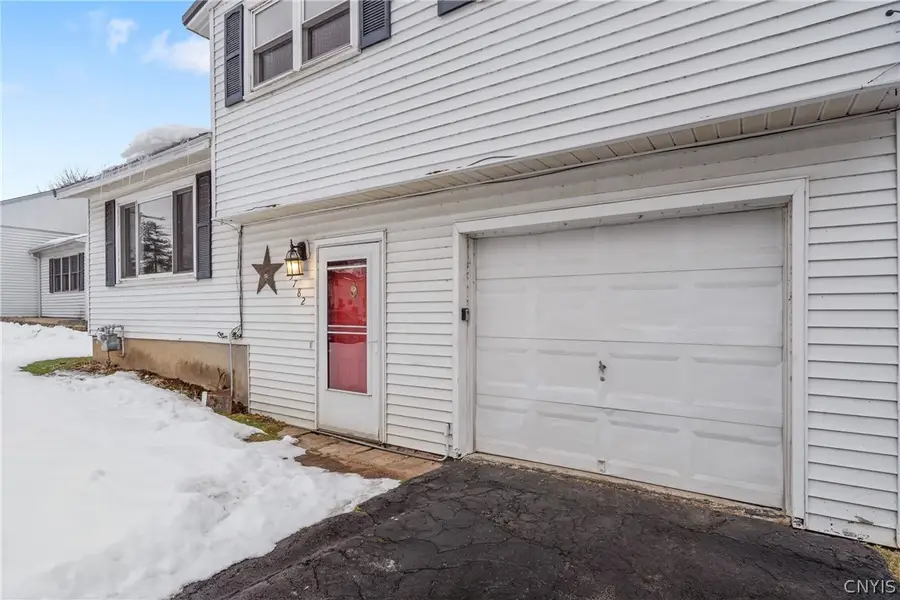 5782 Noel Road, Cicero, NY 13039 - #3