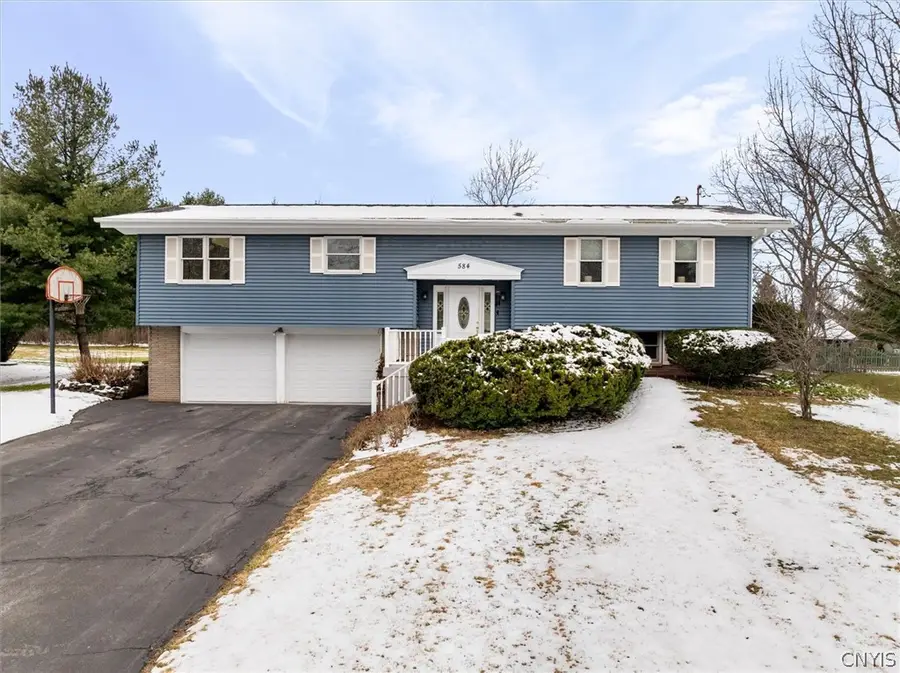 584 Stoneleigh Road, Oneida, NY 13421 - #3