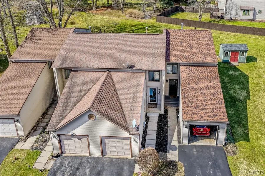 8435 Bubbling Springs Drive, Baldwinsville, NY 13027 - #3