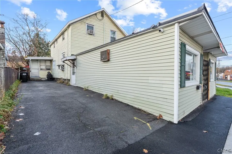 1516 Valley Drive, Syracuse, NY 13207 - #2