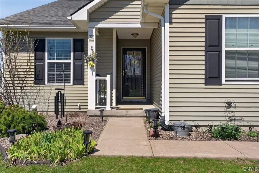 54 Aspen Springs Drive, Baldwinsville, NY 13027 - #3