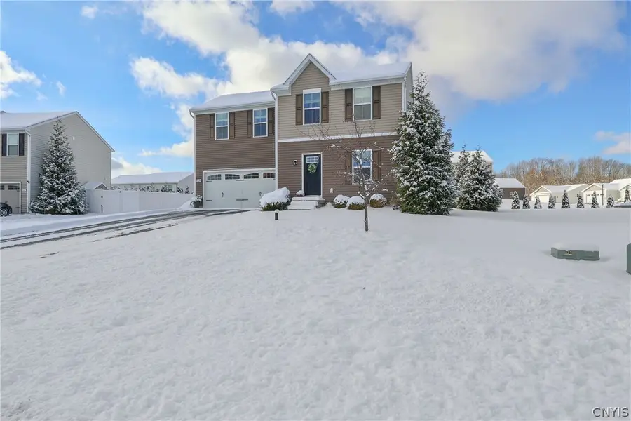 8625 Alizarin Avenue, Cicero, NY 13039 - #2