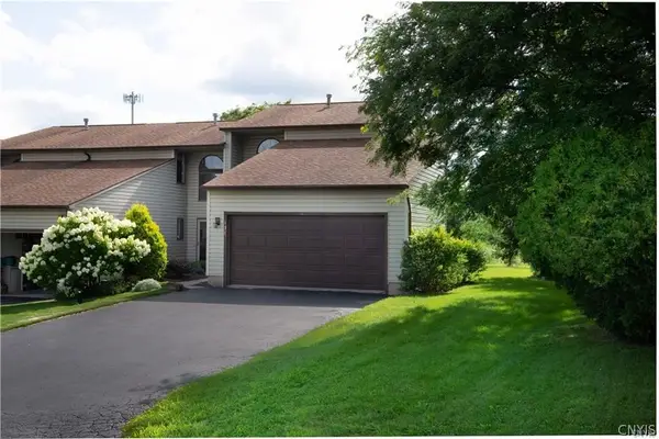 151 Lookout Circle, Syracuse, NY 13209