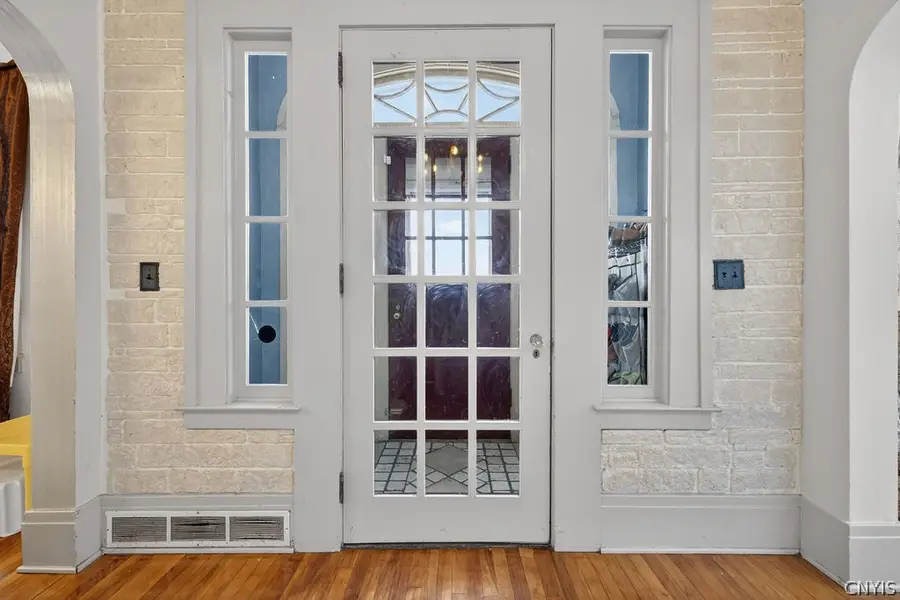 800 N Mcbride Street, Syracuse, NY 13203 - #3