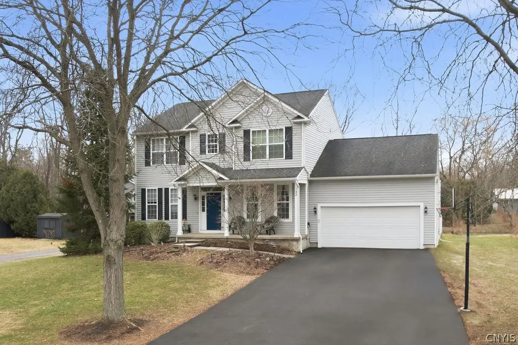 132 Casterbridge Lane, Baldwinsville, NY 13027 - #1