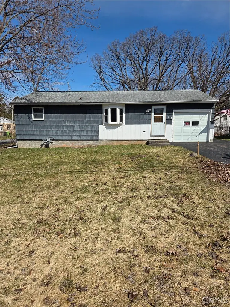 220 Pleasantview Drive, Liverpool, NY 13088 - #2