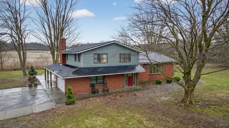 3582 Howlett Hill Road, Camillus, NY 13031 - #2