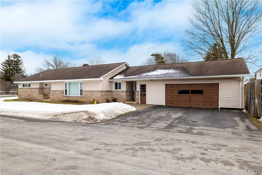 1 Gerry Avenue, New Hartford, NY 13413 - #2