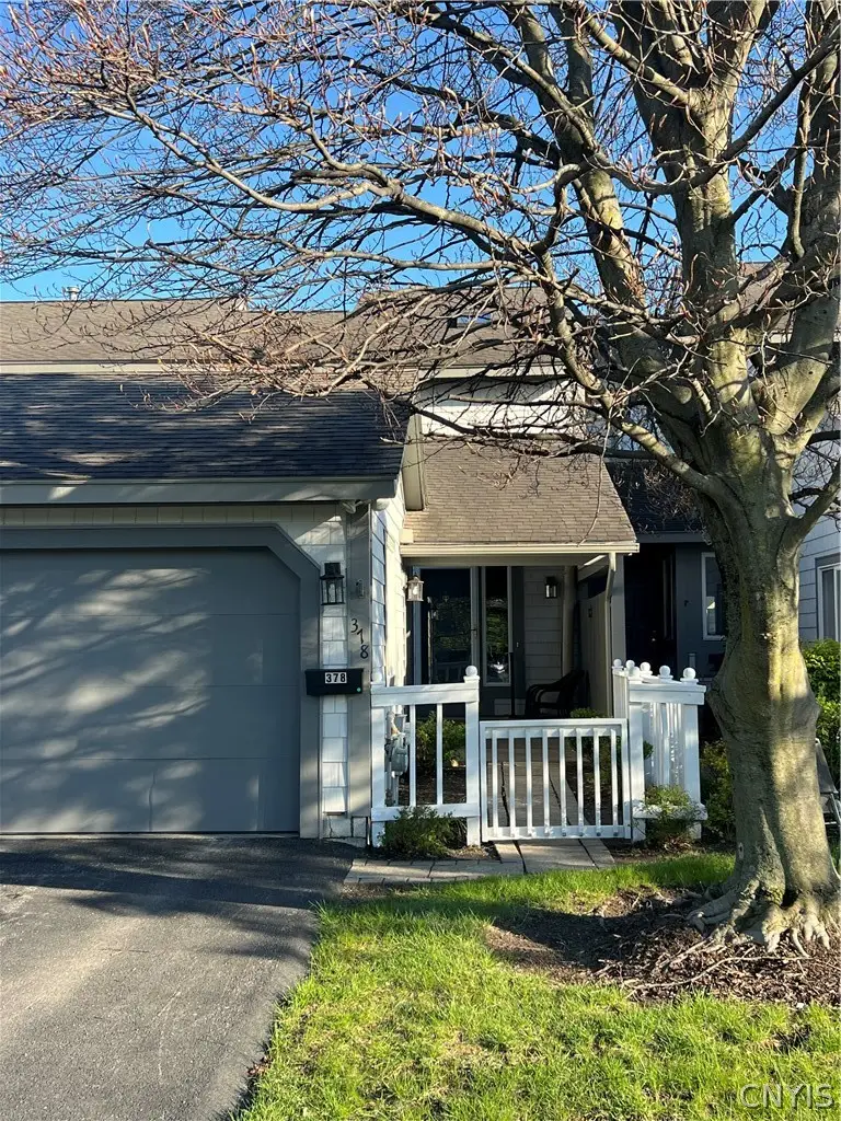 378 Summerhaven Drive N, East Syracuse, NY 13057 - #1