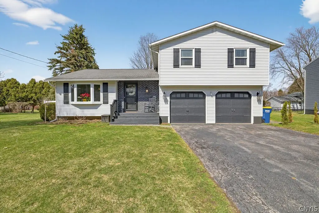 104 Mallard Drive, Camillus, NY 13031 - #1