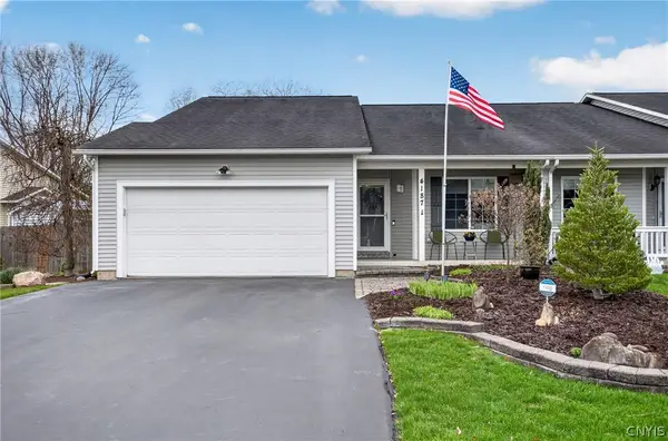 4187 Mistral Circle, Liverpool, NY 13090
