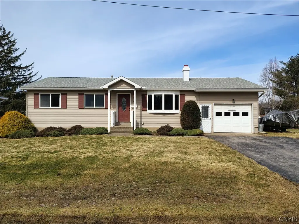 17 Marilyn Drive, Whitesboro, NY 13492 - #1