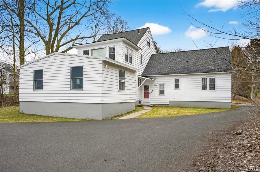 125 Stoneridge Dr, Syracuse, NY 13214 - #3