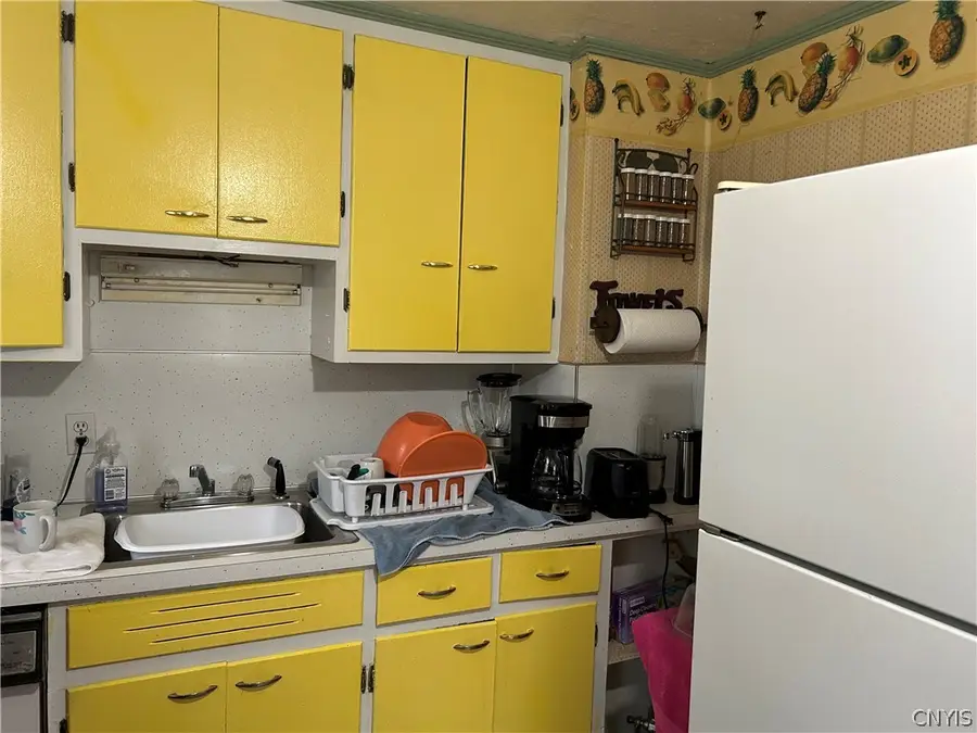 221 Stonefield Road, Syracuse, NY 13205 - #3