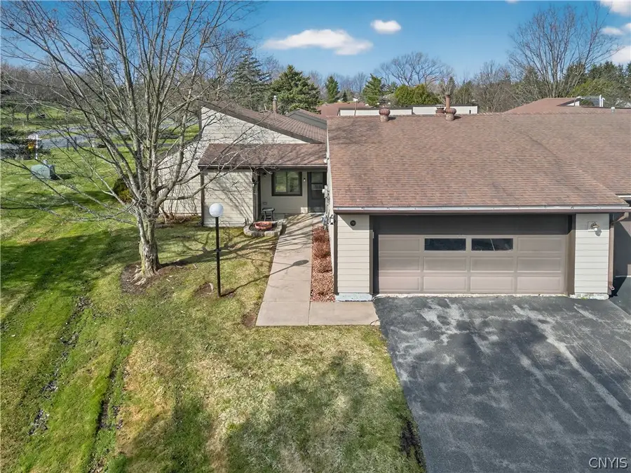 740 Village Boulevard S, Baldwinsville, NY 13027 - #2