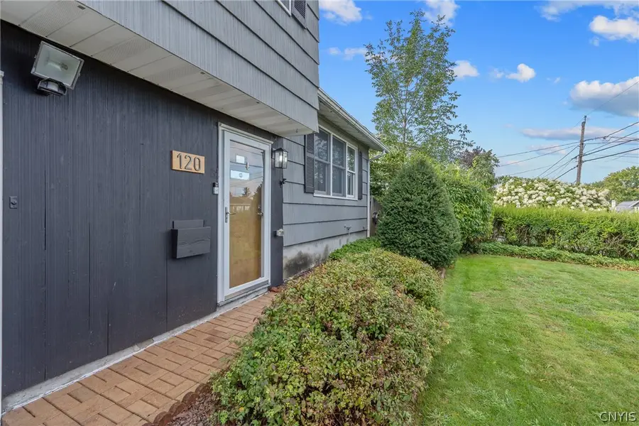 120 Wilson Avenue, Liverpool, NY 13088 - #3