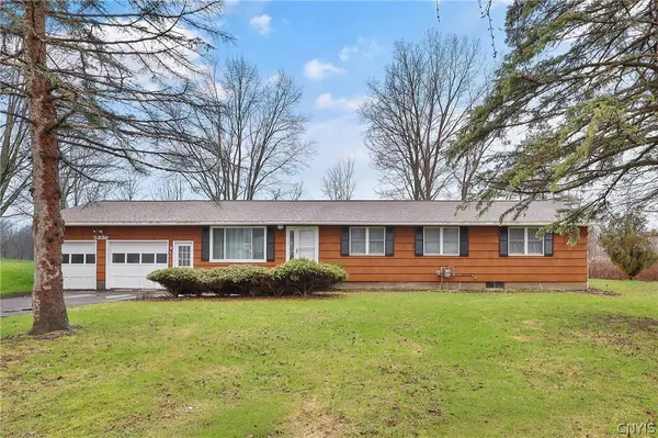 5336 Caughdenoy Road, Clay, NY 13041