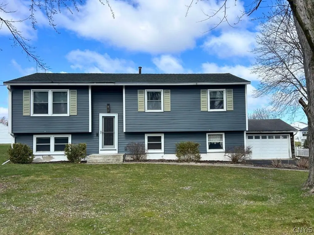 202 Juneway Dr, Chittenango, NY 13037 - #1
