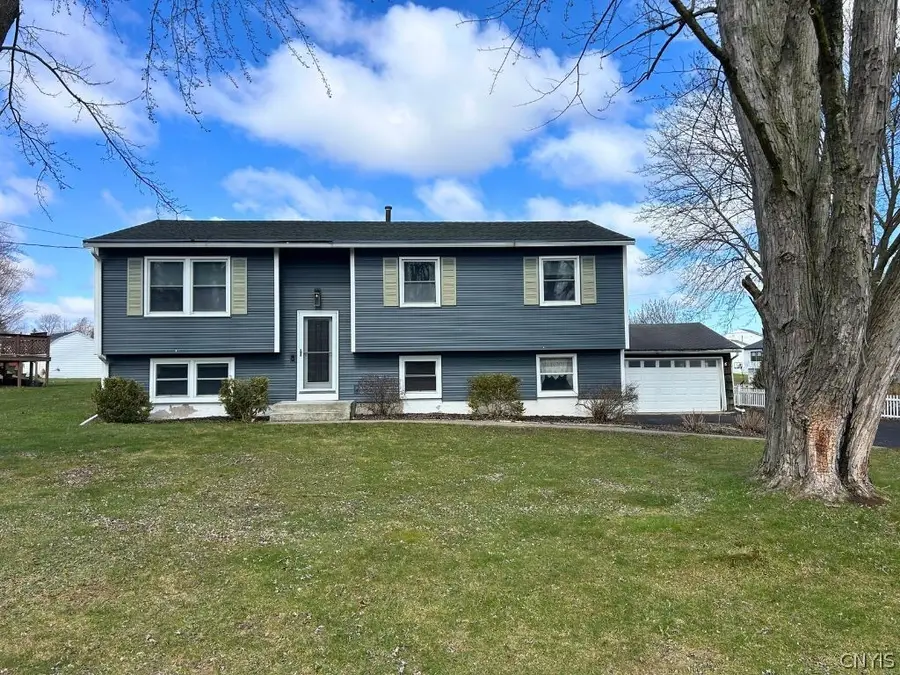 202 Juneway Dr, Chittenango, NY 13037 - #2