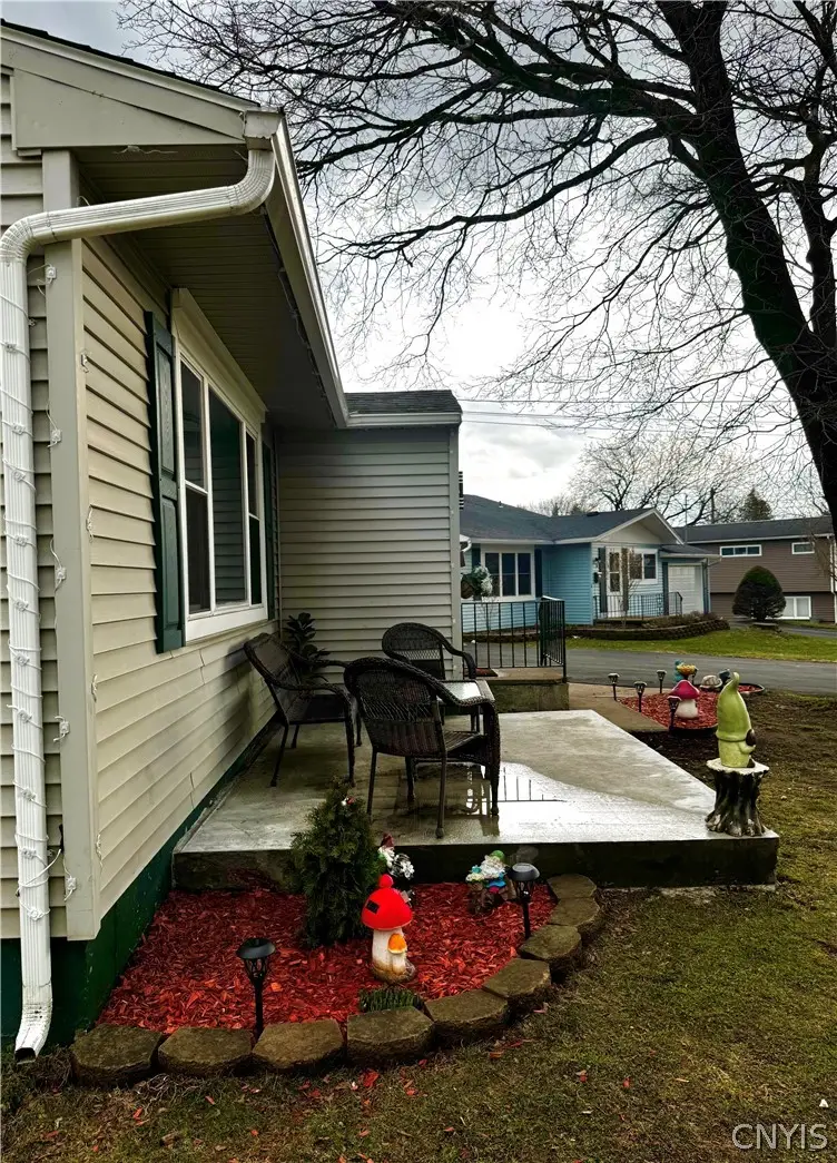 4 Theresa Court, Utica, NY 13502 - #3